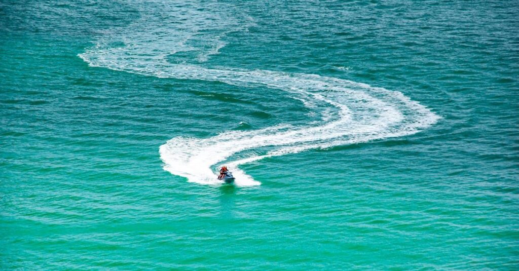 jet ski cruse